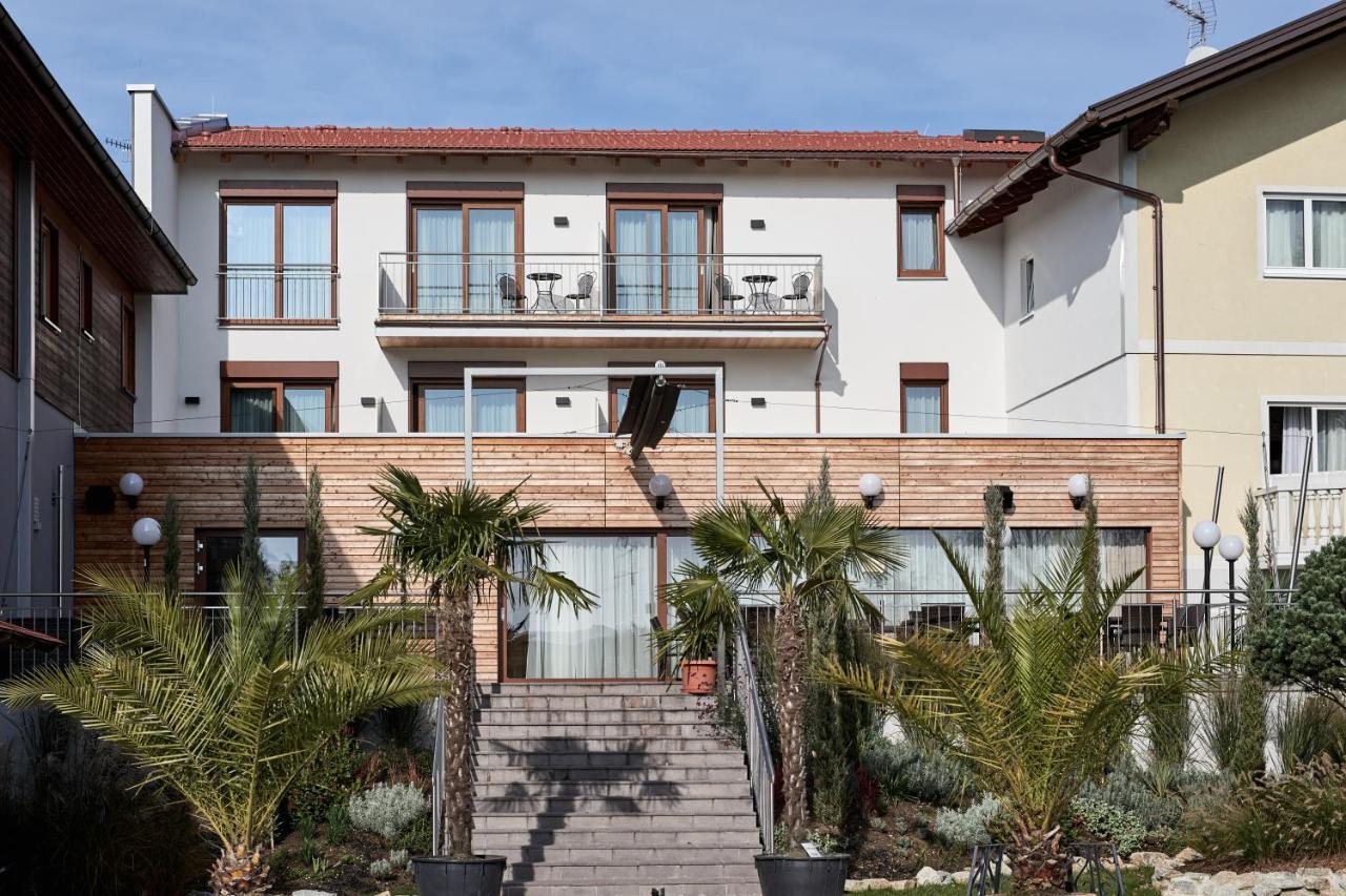 Hotel Gasthof-Strasser Tumeltsham المظهر الخارجي الصورة